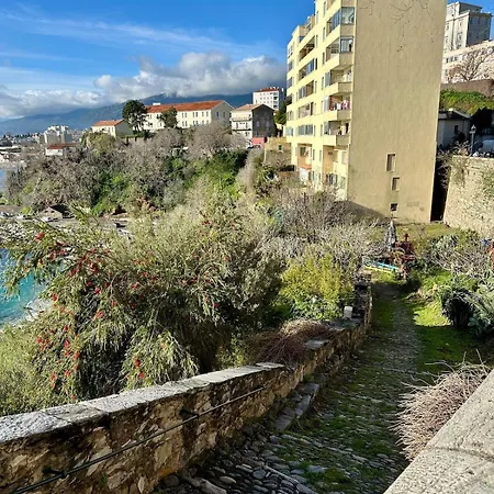 Appartement Incroyable Vue A Deux Pas De La